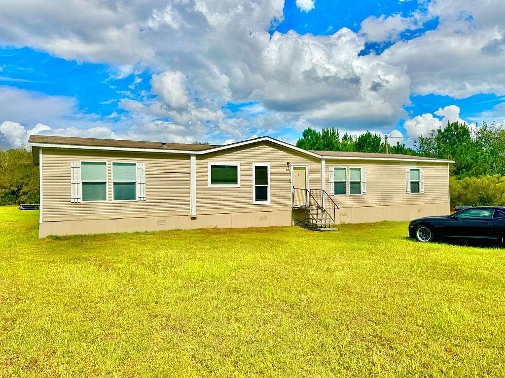 4.8 Acres of Residential Land with Home for Sale in Climax, Georgia