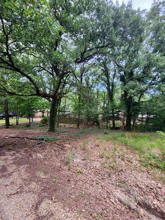 0.12 Acres of Land for Sale in Gun Barrel City, Texas