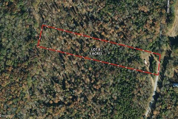 5 Acres of Residential Land for Sale in Clifton, Tennessee