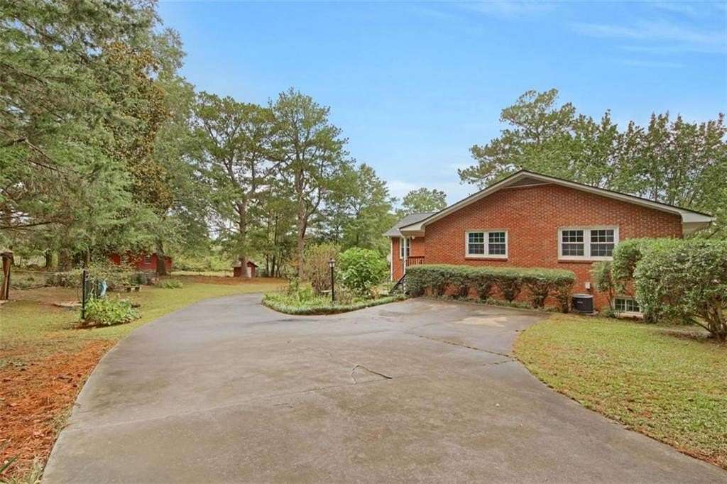 4.42 Acres of Residential Land with Home for Sale in Conyers, Georgia