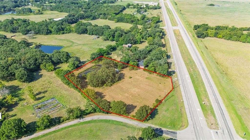 2.5 Acres of Land for Sale in Cooper, Texas