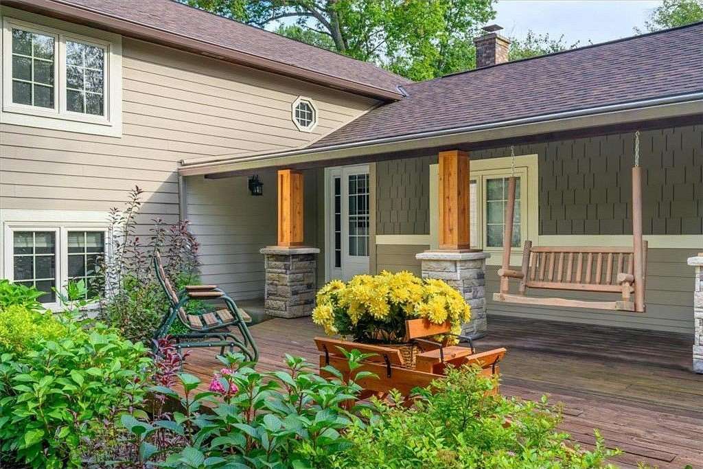 2.46 Acres of Residential Land with Home for Sale in Eureka Township, Minnesota