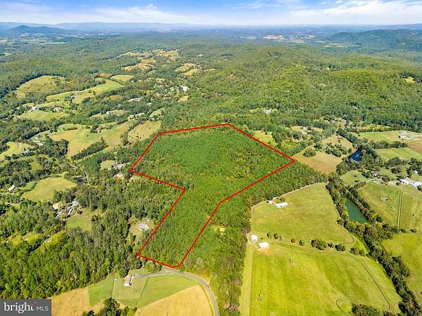 50 Acres of Recreational Land & Farm for Sale in Marshall, Virginia