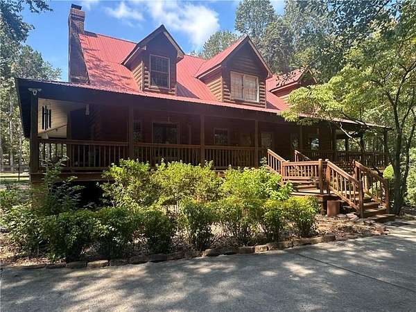 4.18 Acres of Residential Land with Home for Sale in Cornelia, Georgia