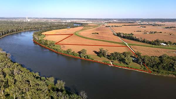 53 Acres of Improved Recreational Land & Farm for Sale in Council Bluffs, Iowa