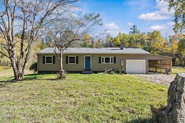 2 Acres of Residential Land with Home for Sale in Duxbury, Vermont