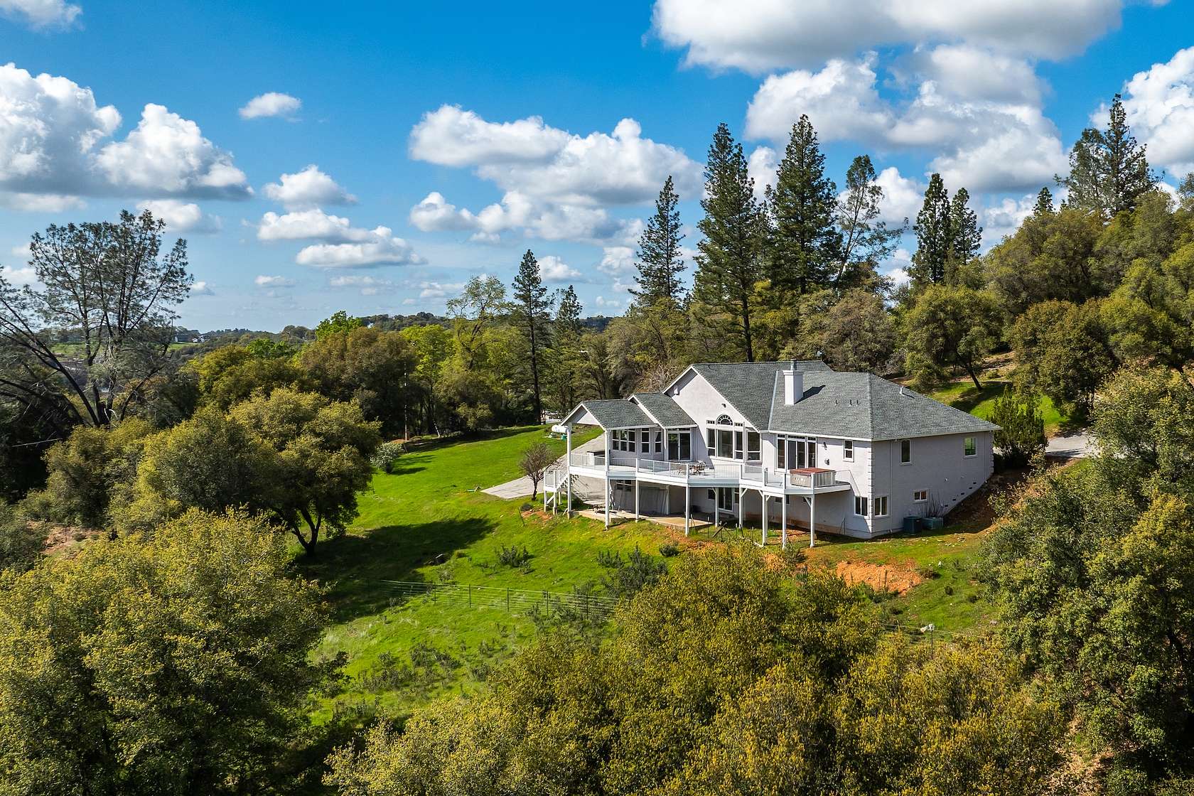 12 Acres of Land for Sale in Grass Valley, California