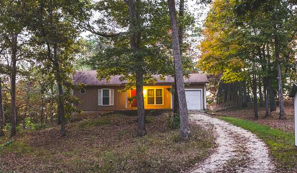 2.48 Acres of Residential Land with Home for Sale in Union, Missouri