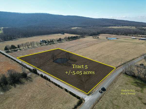 5 Acres of Residential Land for Sale in Decherd, Tennessee
