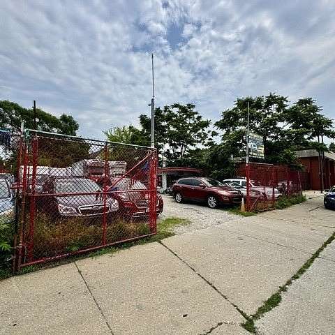 0.07 Acres of Mixed-Use Land for Sale in Chicago, Illinois