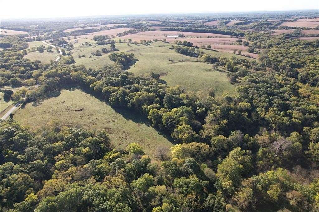 272 Acres of Land for Sale in Smithville, Missouri