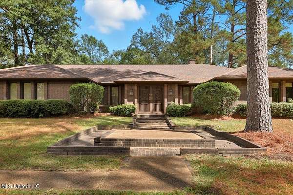 1.75 Acres of Residential Land with Home for Sale in Byram, Mississippi