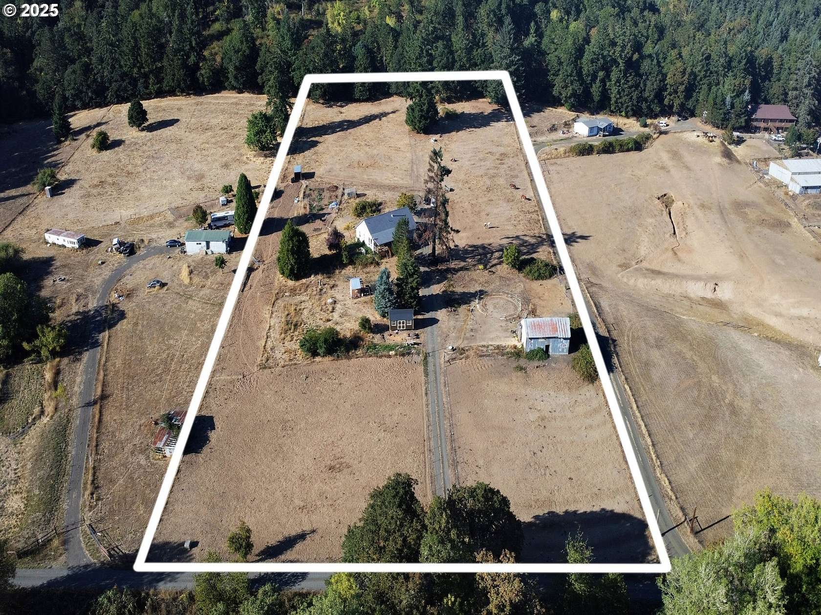 5 Acres of Residential Land with Home for Sale in Dallas, Oregon