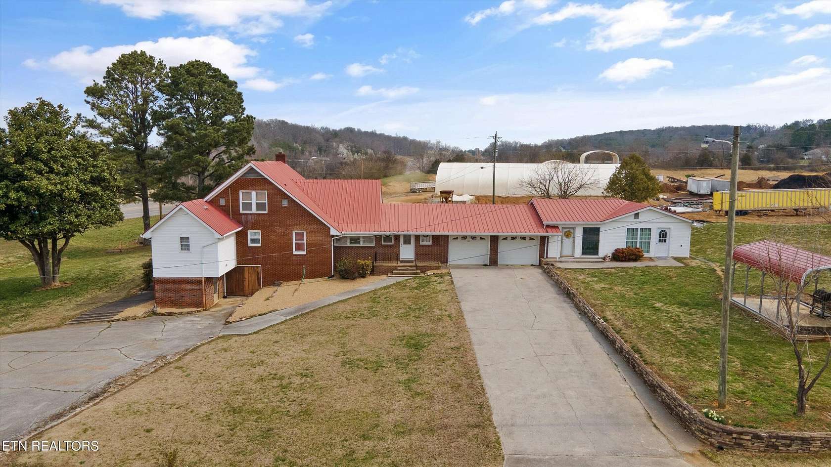 8 Acres of Residential Land with Home for Sale in Maryville, Tennessee