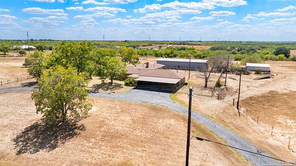 48 Acres of Improved Land for Sale in Floresville, Texas