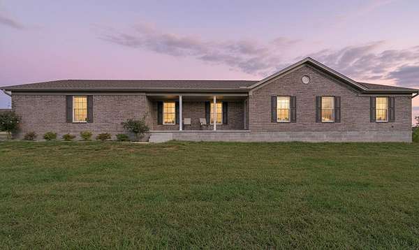 5 Acres of Land with Home for Sale in Circleville, Ohio