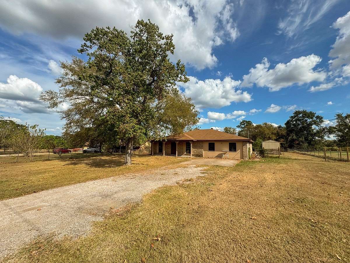 0.67 Acres of Residential Land with Home for Sale in Huntsville, Texas