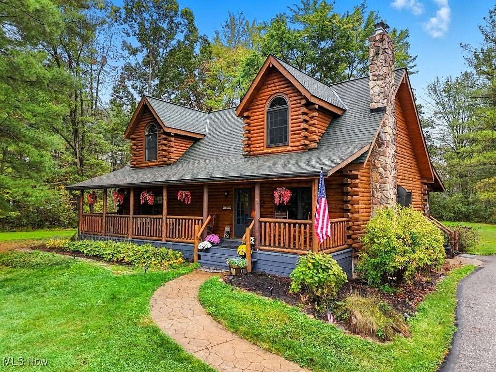 2.79 Acres of Residential Land with Home for Sale in Twinsburg, Ohio