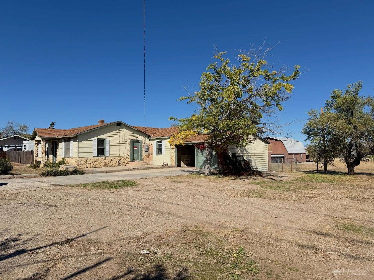 5 Acres of Improved Mixed-Use Land for Sale in Tehachapi, California