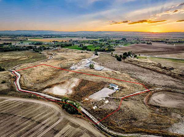 14.2 Acres of Land with Home for Sale in Parma, Idaho