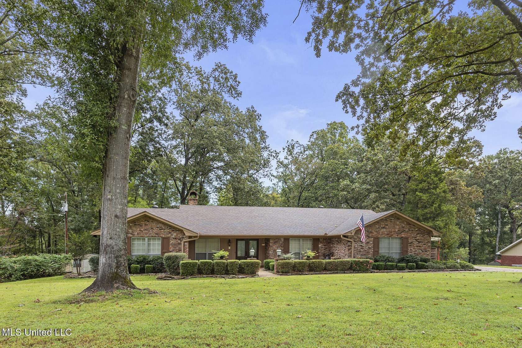 2.13 Acres of Residential Land with Home for Sale in Raymond, Mississippi