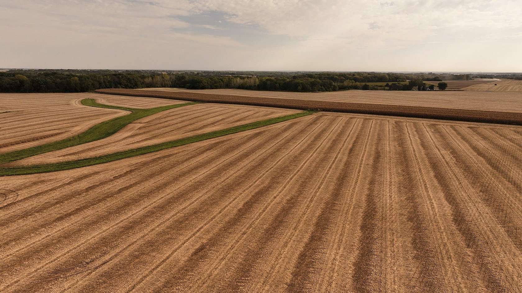 134 Acres of Recreational Land & Farm for Sale in Henry, Illinois