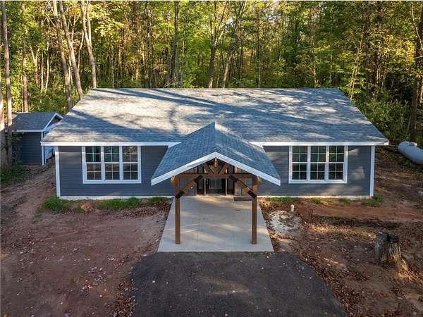 2 Acres of Residential Land with Home for Sale in Pine City Township, Minnesota