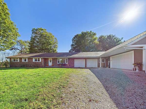 4.27 Acres of Residential Land with Home for Sale in Carroll, Ohio