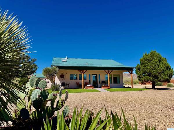 11.9 Acres of Land with Home for Sale in Faywood, New Mexico