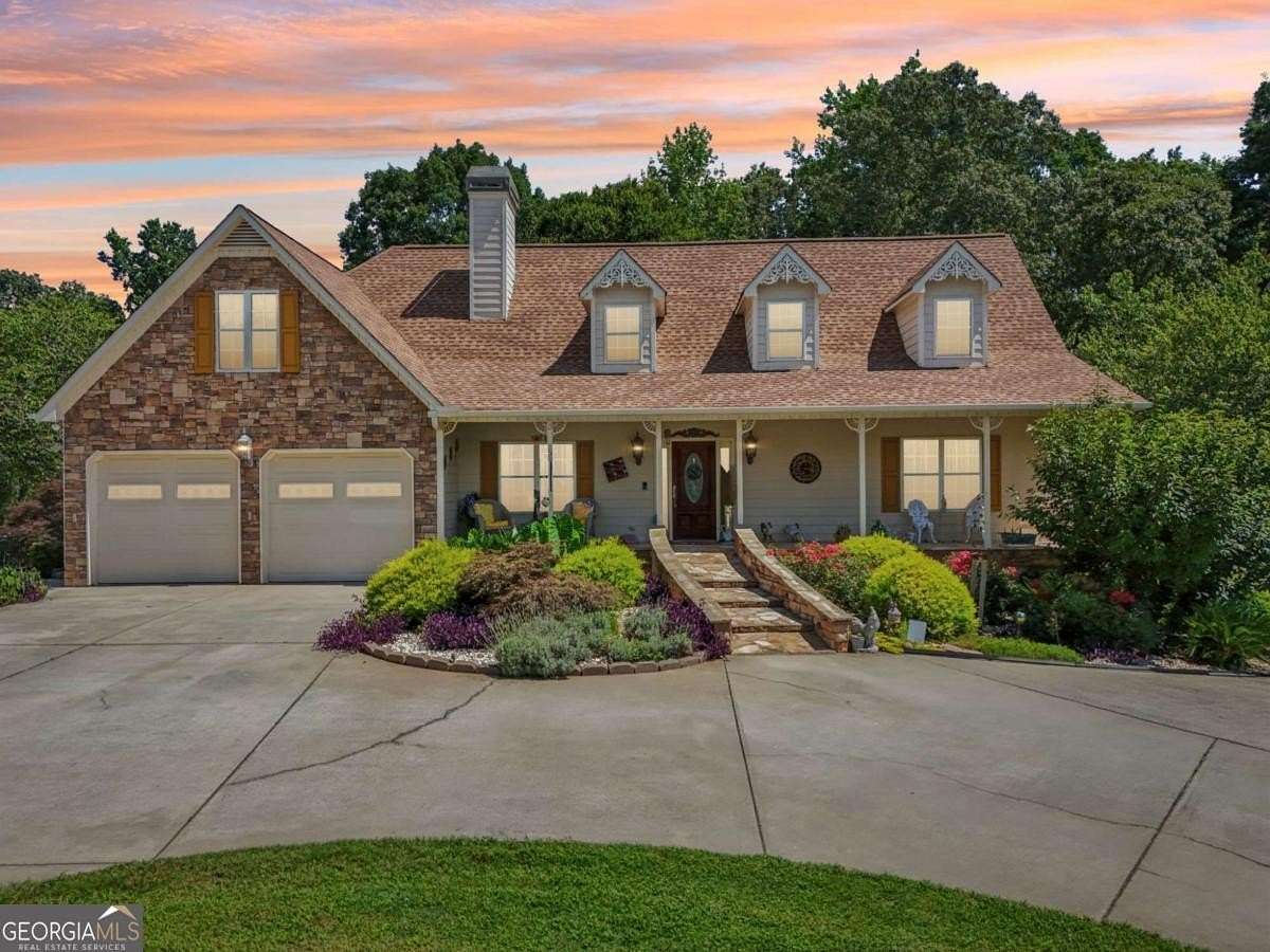 2.49 Acres of Residential Land with Home for Sale in Douglasville, Georgia