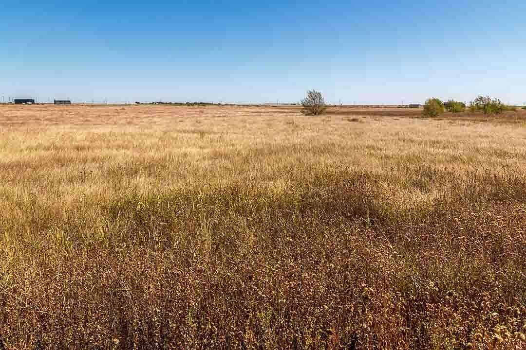 10 Acres of Land for Sale in Lubbock, Texas