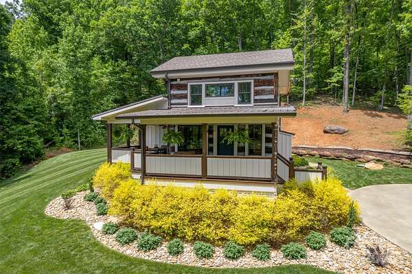 4.76 Acres of Residential Land with Home for Sale in Columbus, North Carolina