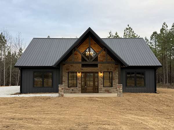 5 Acres of Residential Land with Home for Sale in Erin, Tennessee