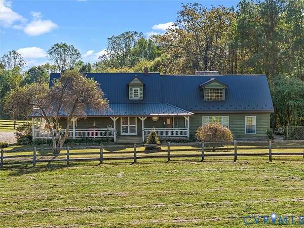 21 Acres of Agricultural Land with Home for Sale in Dillwyn, Virginia