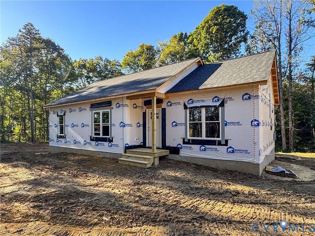 2.28 Acres of Residential Land with Home for Sale in Cumberland, Virginia