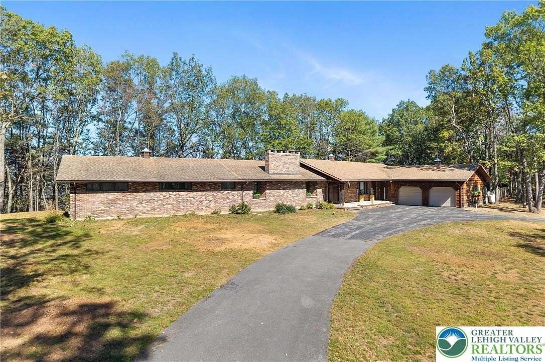 2.6 Acres of Residential Land with Home for Sale in Mahoning Township, Pennsylvania