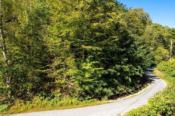 10.9 Acres of Recreational Land for Sale in Marrowbone, Kentucky