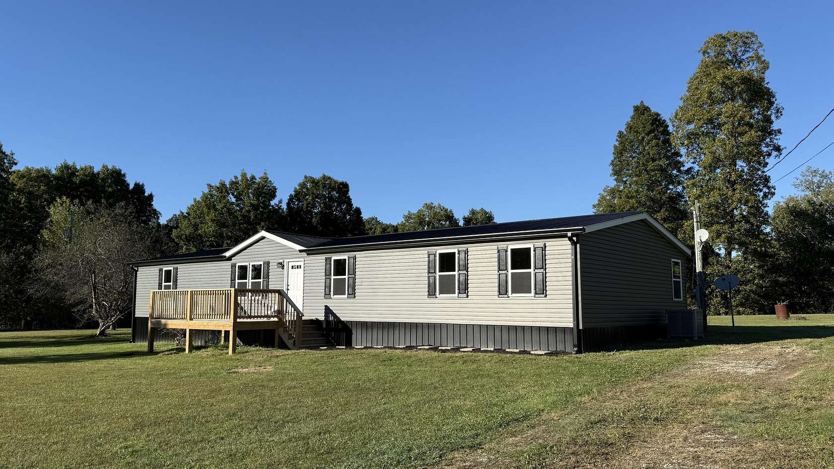 1.6 Acres of Residential Land with Home for Sale in Berea, Kentucky