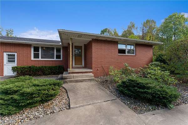 38.1 Acres of Land with Home for Sale in Niles, Ohio