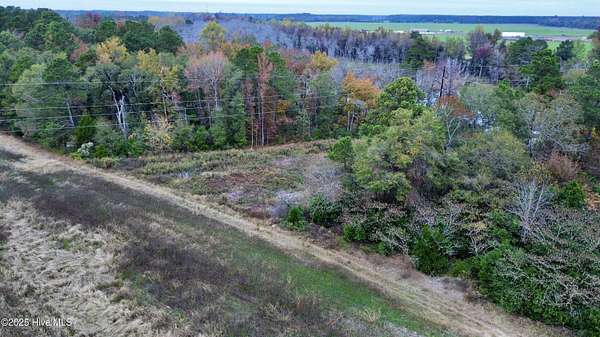 23.9 Acres of Land for Sale in Laurinburg, North Carolina