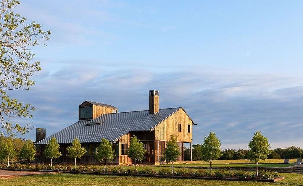 382 Acres of Land with Home for Sale in Shelby, Texas