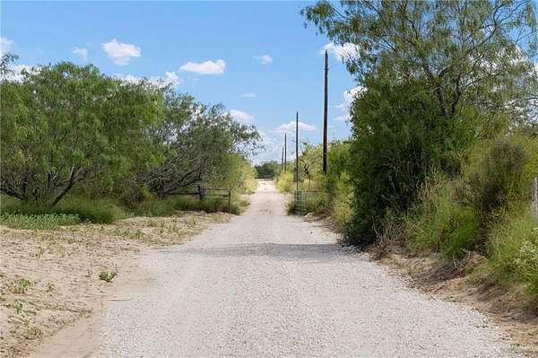 183 Acres of Recreational Land for Sale in Edinburg, Texas