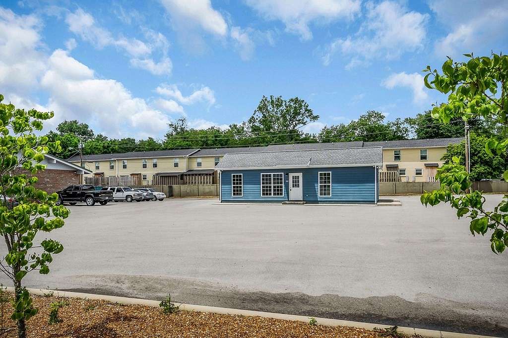 0.52 Acres of Improved Commercial Land for Sale in Cookeville, Tennessee