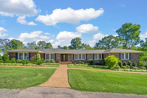 2 Acres of Residential Land with Home for Sale in Crofton, Kentucky