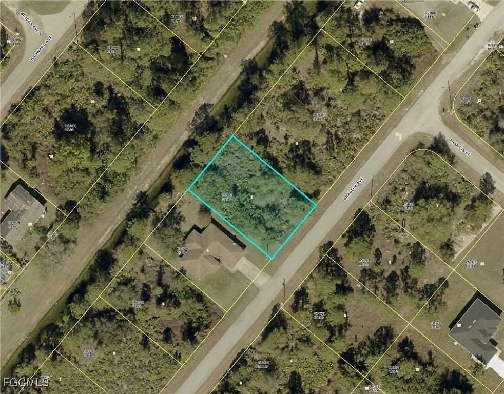 0.23 Acres of Residential Land for Sale in Lehigh Acres, Florida