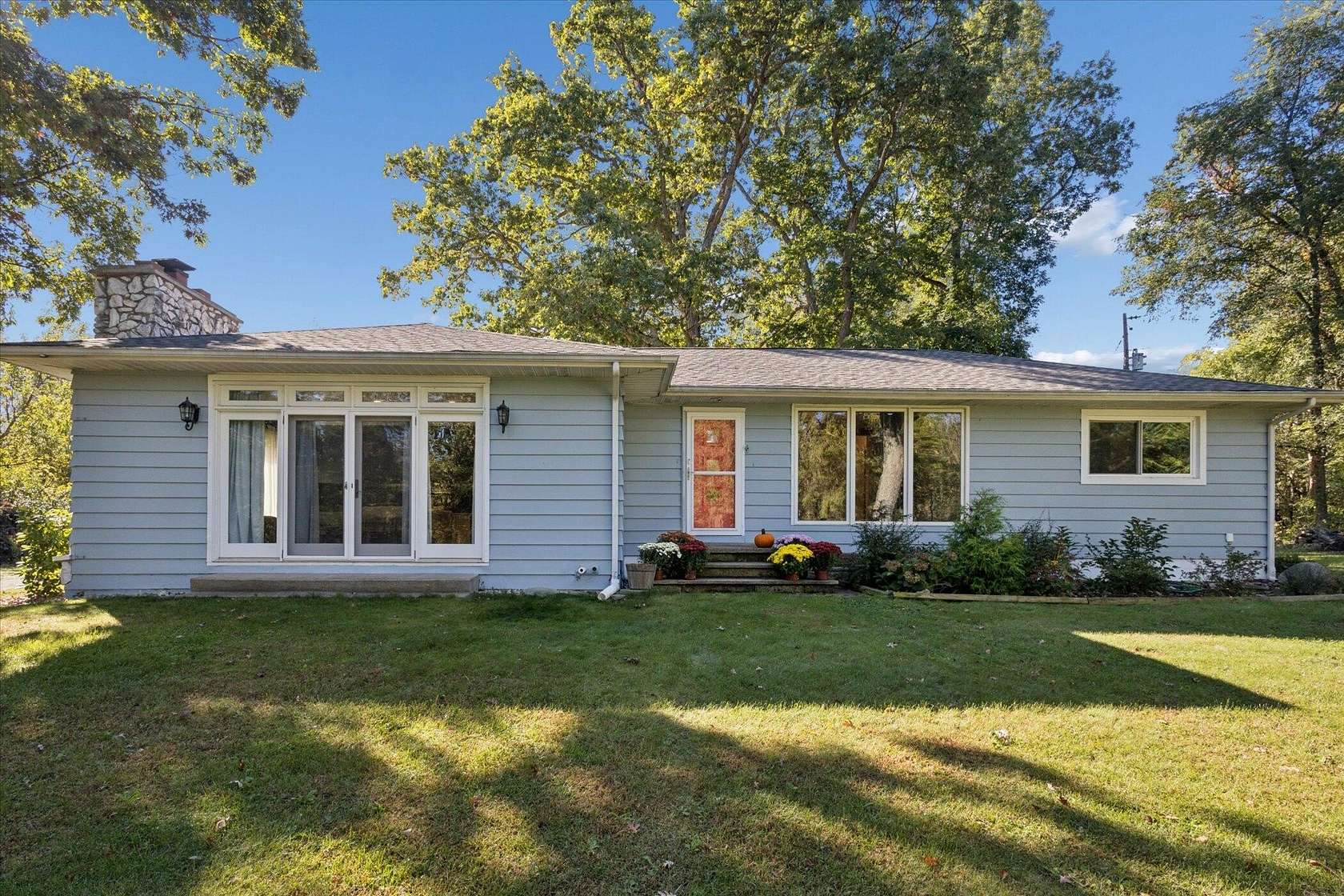 2.16 Acres of Residential Land with Home for Sale in Niles, Michigan