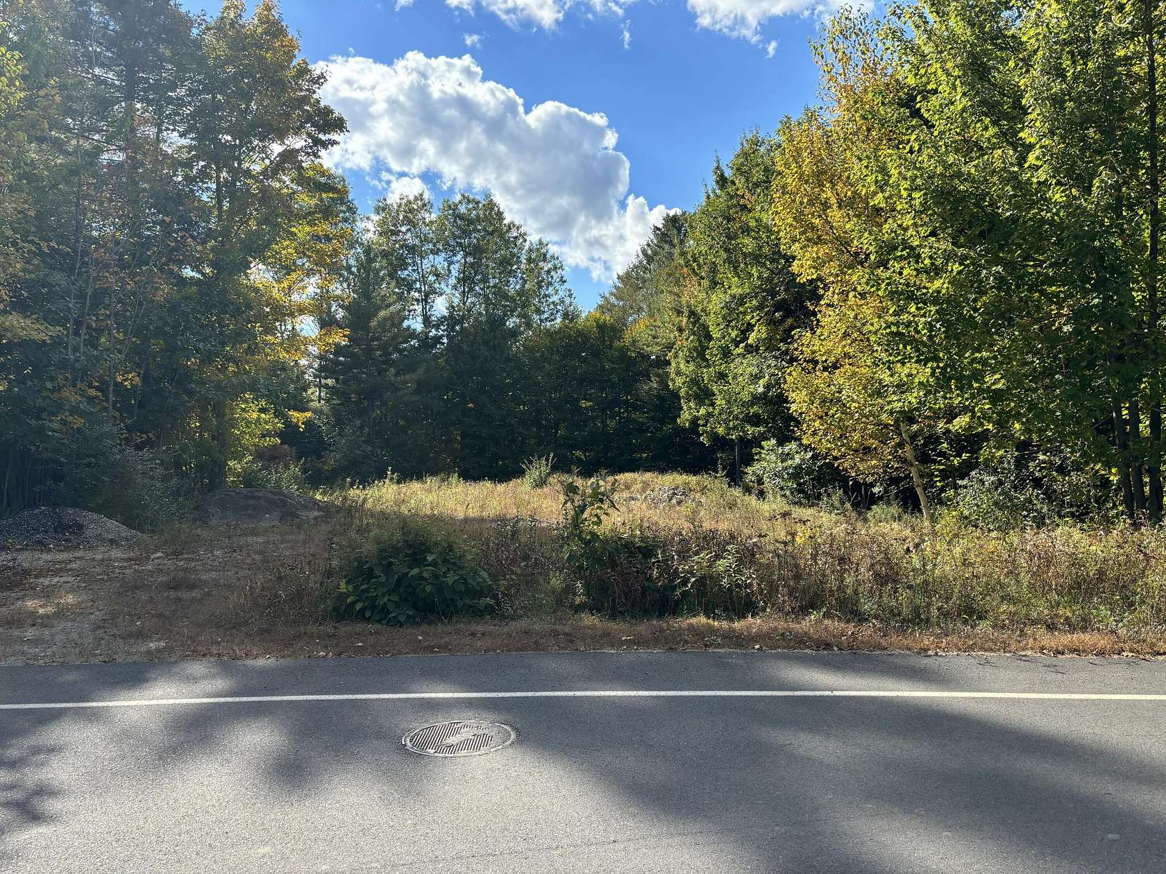 0.77 Acres of Residential Land for Sale in Farmington, Maine