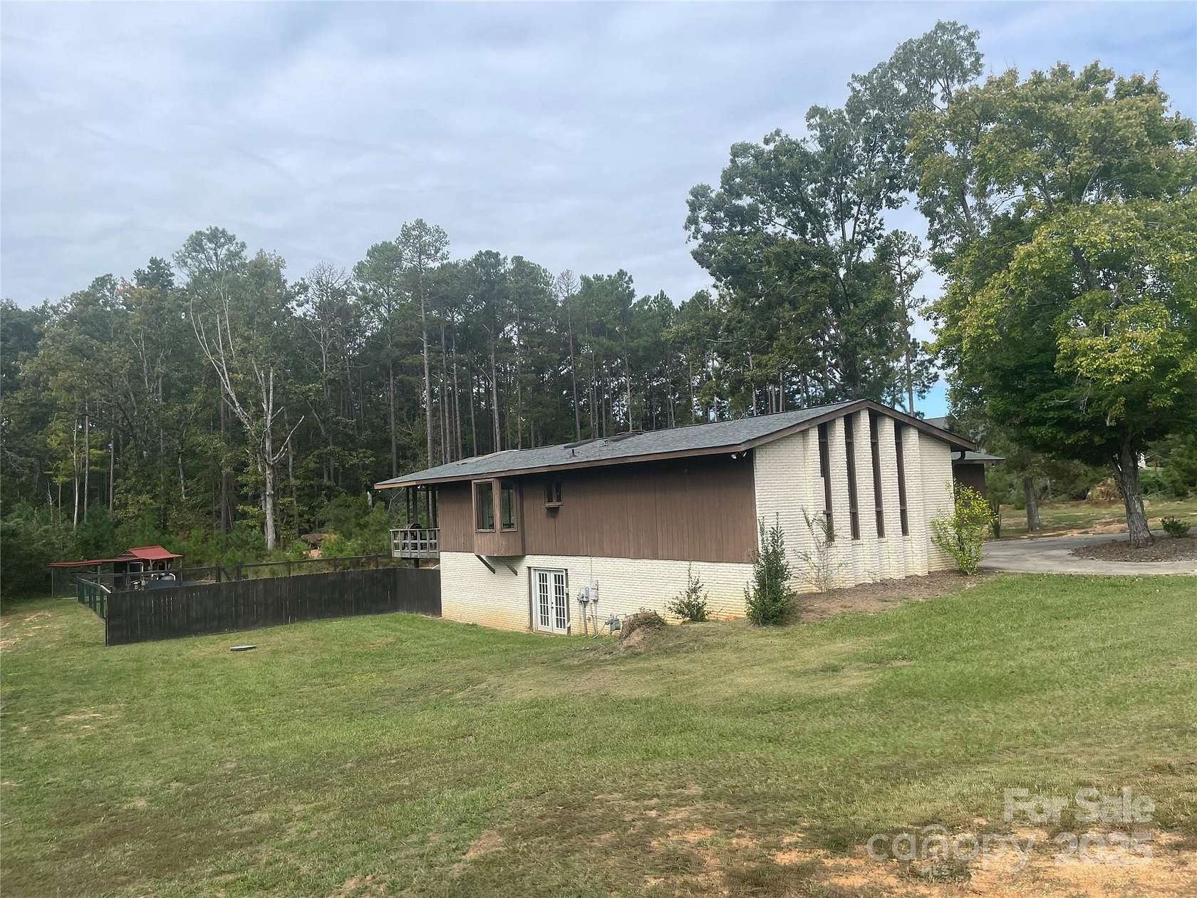 1.5 Acres of Residential Land with Home for Sale in Union, South Carolina