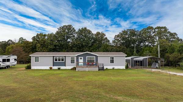 5 Acres of Residential Land with Home for Sale in Mount Vernon, Arkansas