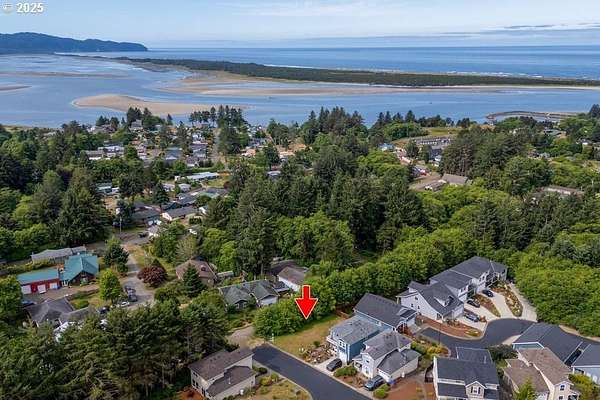 0.1 Acres of Residential Land for Sale in Tillamook, Oregon